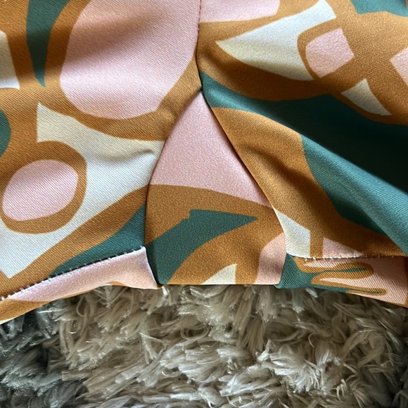 DAZEY LA (Anthropologie)~ “We Are One” Leggings - Picture 6 of 6